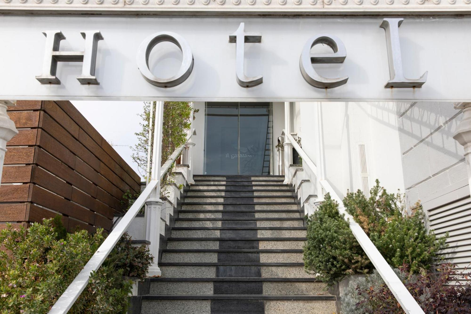 Hotel Il Gabbiano Bacoli Exterior foto